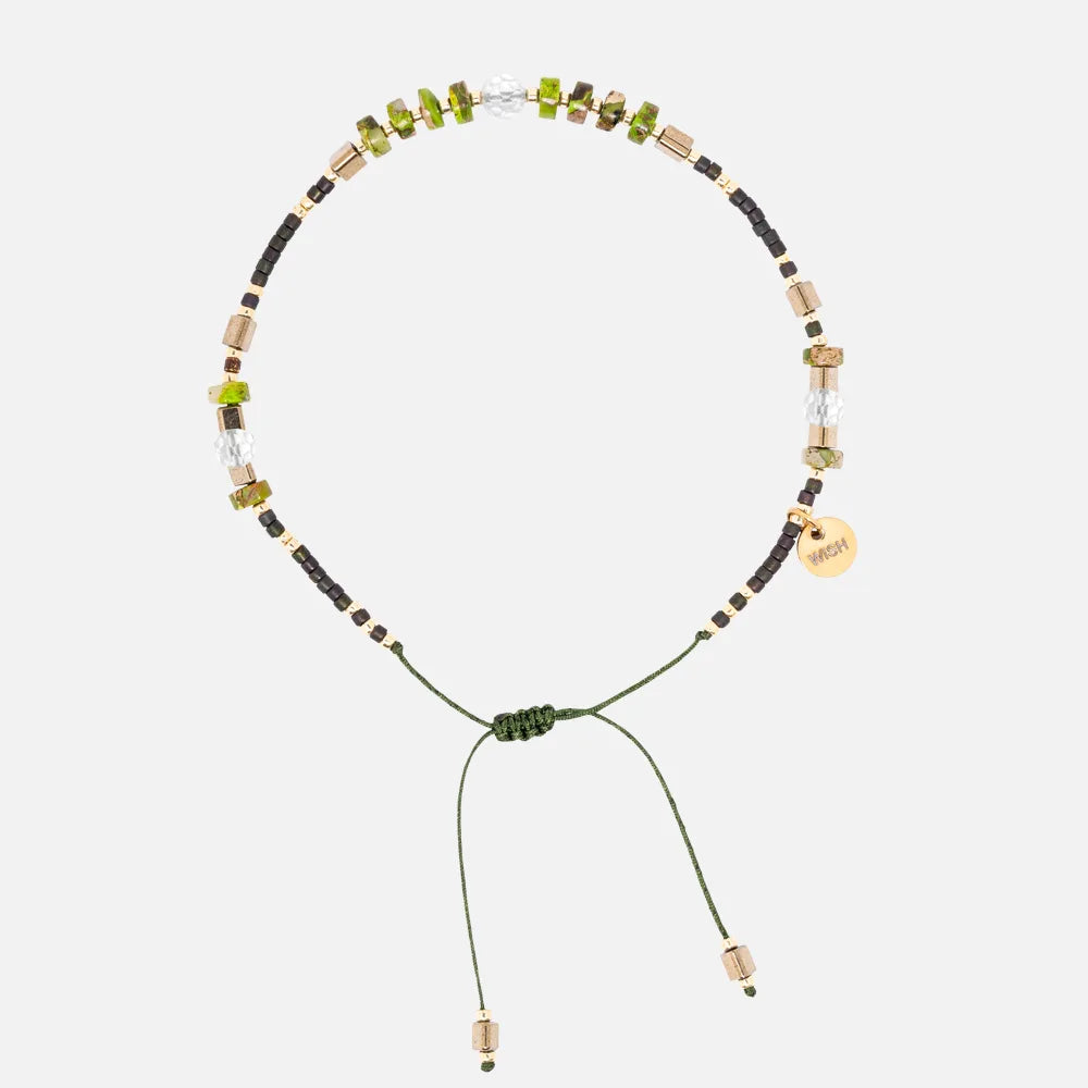 Mantra Harmony Deluxe – Eleganter Kristallschmuck auf weißem Hintergrund.