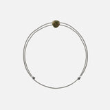 Stier Sternzeichen Armband 2023 – Elegantes Horoskop-Armband mit verstellbarem Design auf weißem Hintergrund.