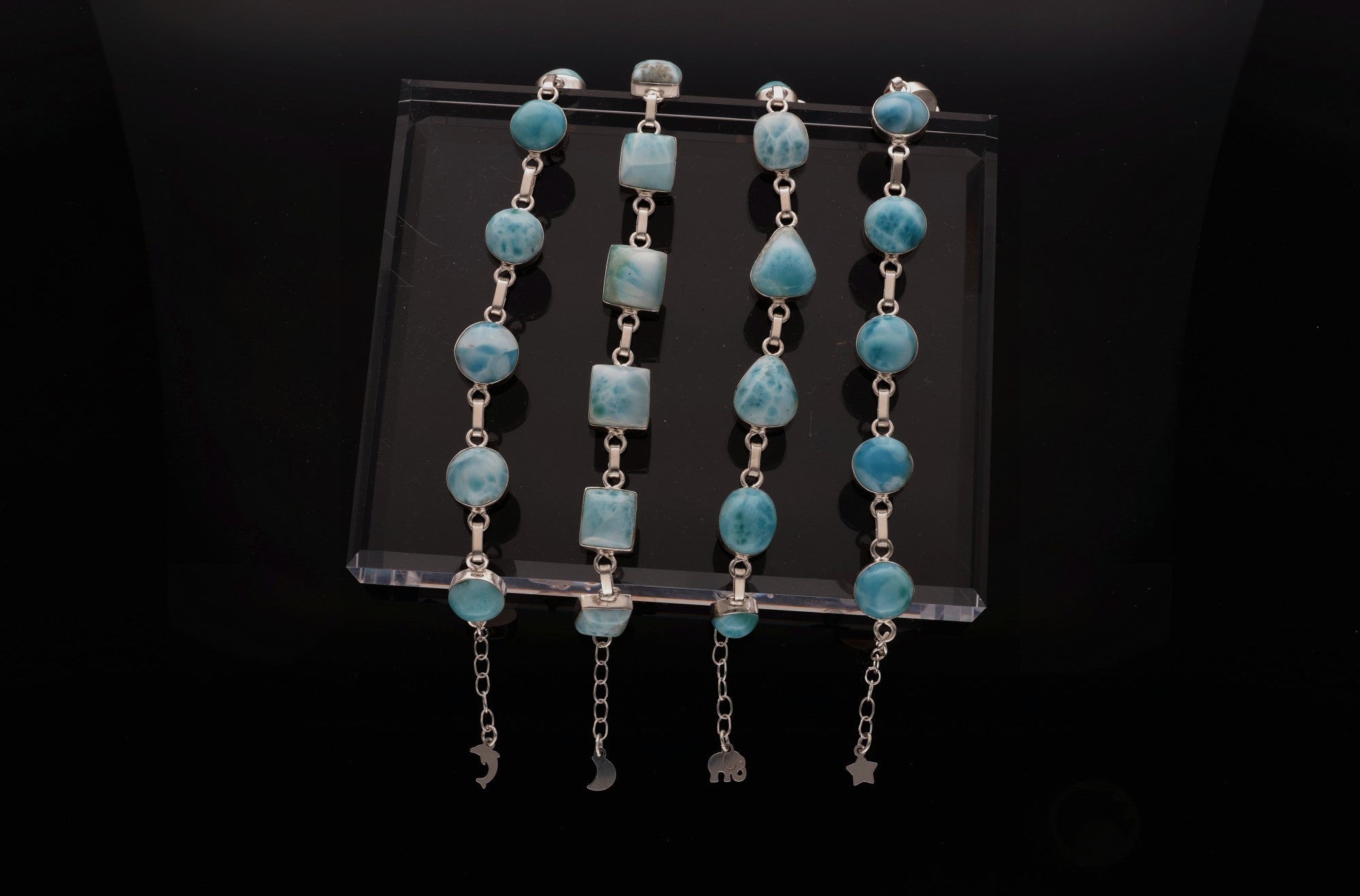 Entdecke Larimar
