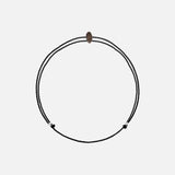 Zwilling Sternzeichen Armband – Feines Kristallarmband mit verstellbarem Band auf weißem Hintergrund.