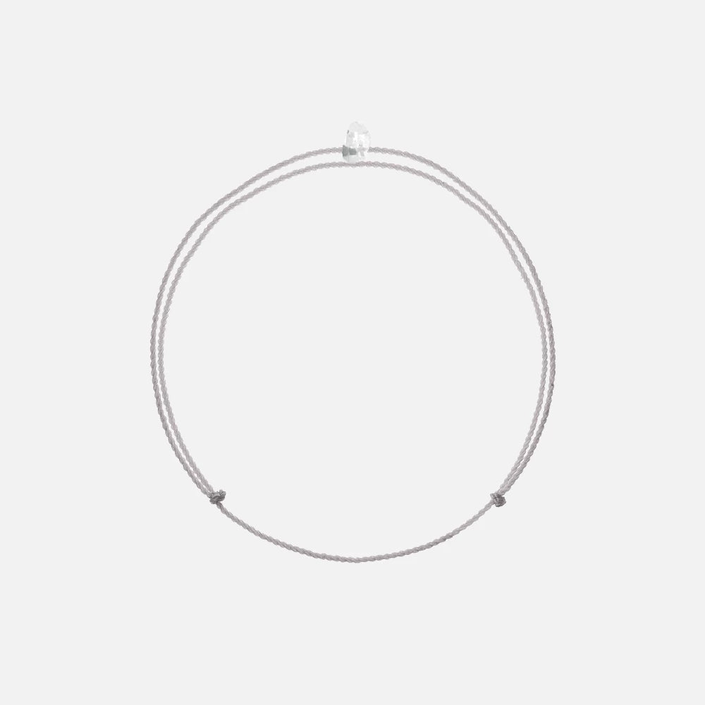 Wunsch Kristall Armband mit weißem Hintergrund – elegantes und minimalistisches Design.