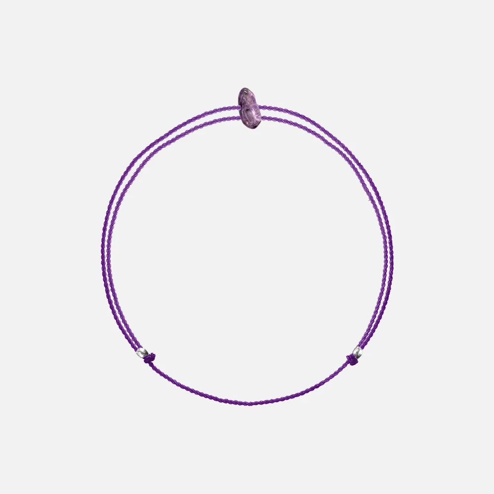 Fisch Sternzeichen Armband – Elegantes Armband mit astrologischem Fisch-Symbol auf weißem Hintergrund